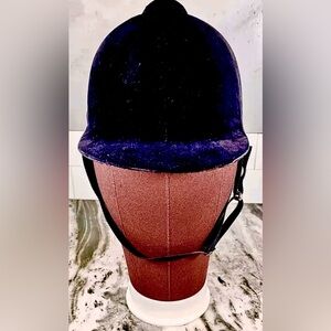 VTG Phillips & Piper Velvet Riding Helmet. Size 7. Black Equestrian Horse Hat